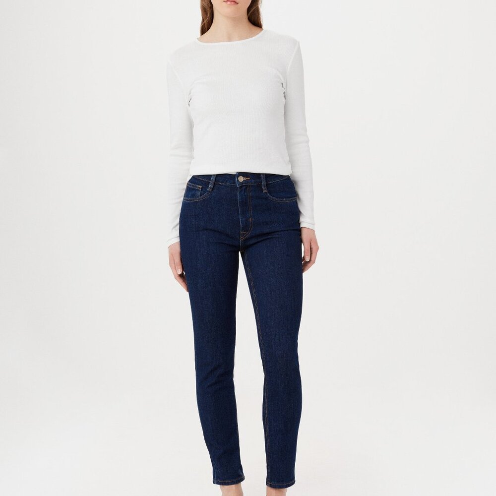 Frank And Oak The Kim Slim Jean in Dark Wash Size 2828